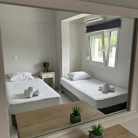 Apartament Marele Hills Néa Fókaia